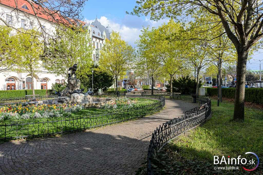 Šafárikovo námestie - Bratislava