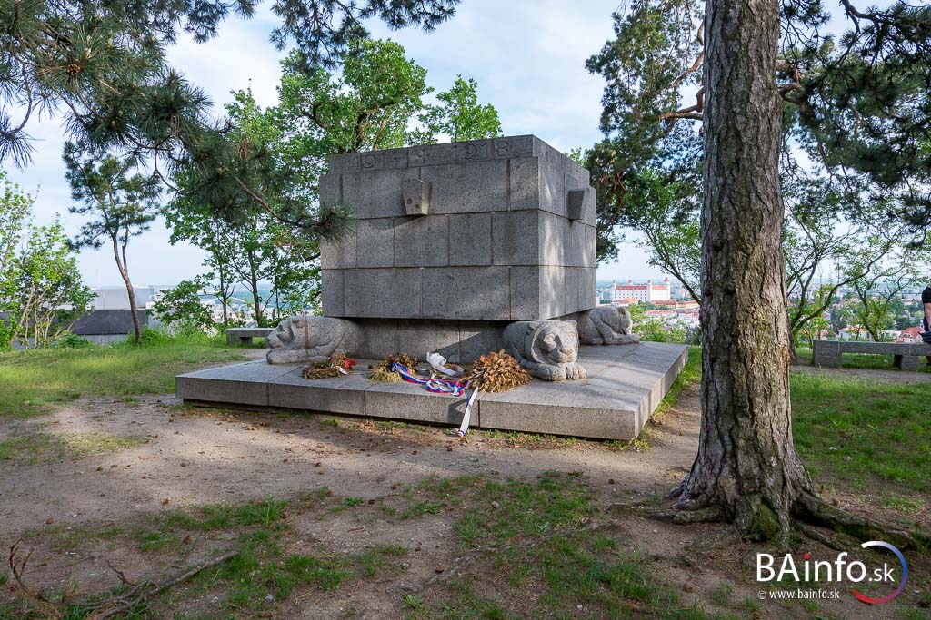 Pamätník obetiam prvej svetovej vojny na Murmanskej výšine